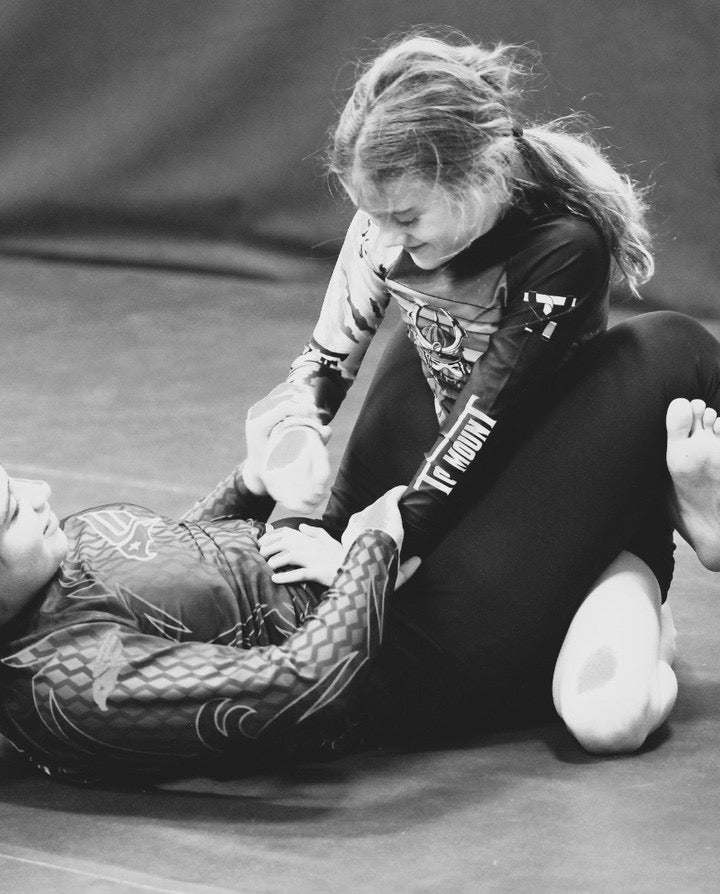 Youth Womens Torii Warrior Rashguard