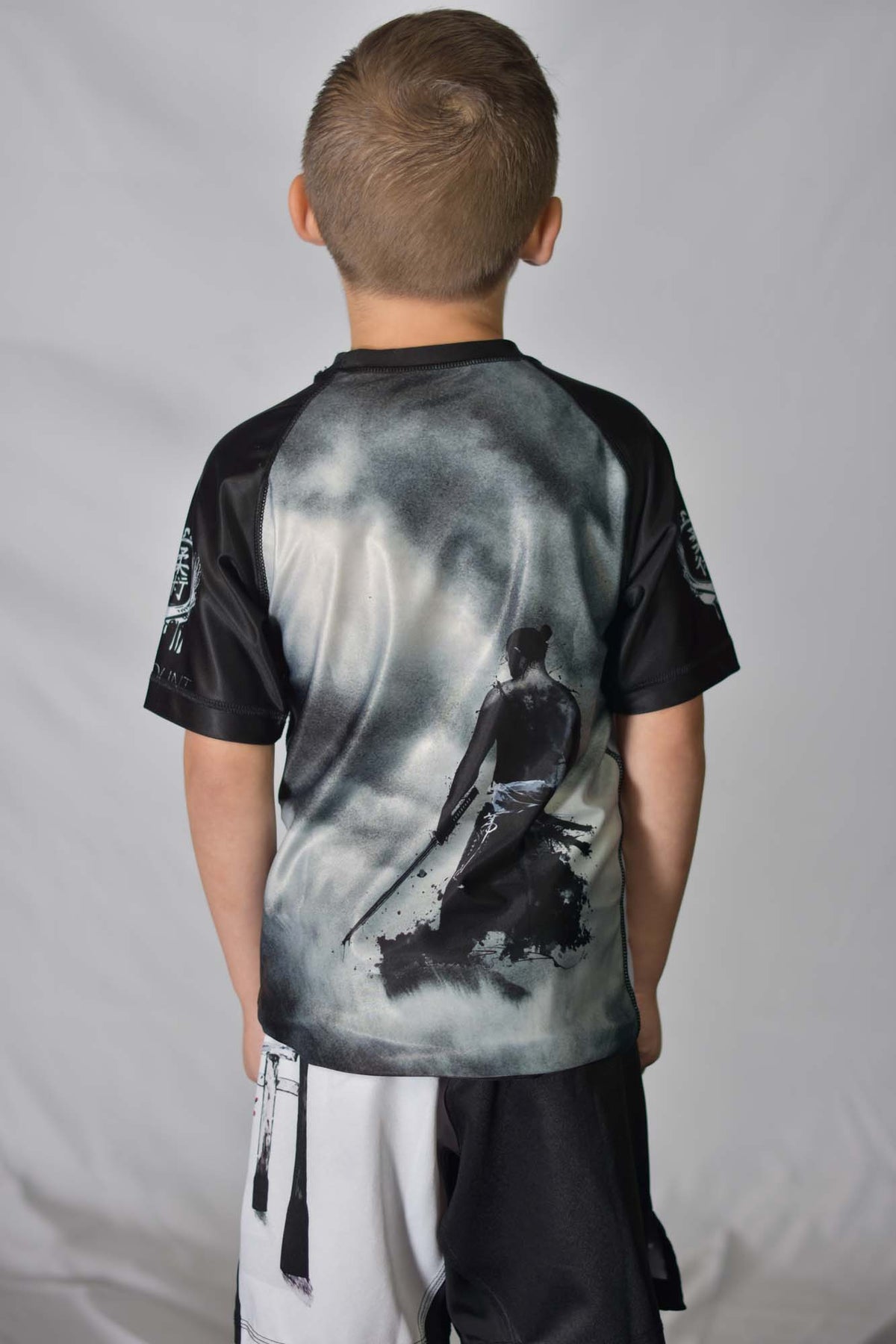 Youth Top Mount Torii Warrior Rashguard