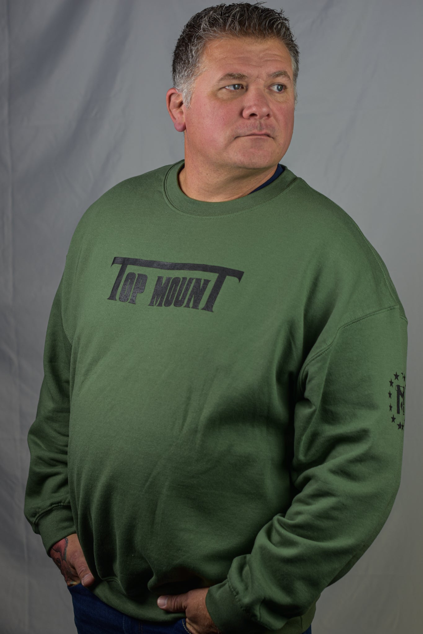 TopmounT Military Green Sweatshirt