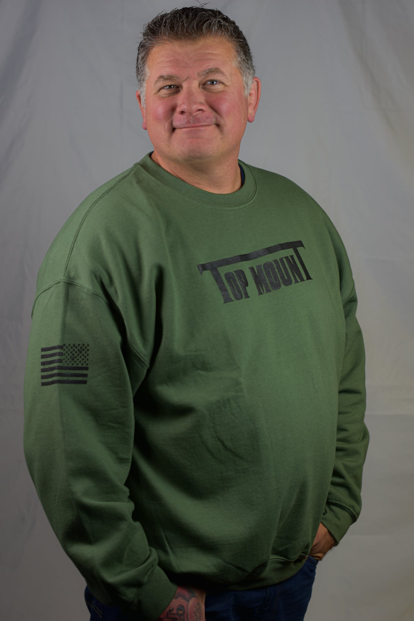 TopmounT Military Green Sweatshirt