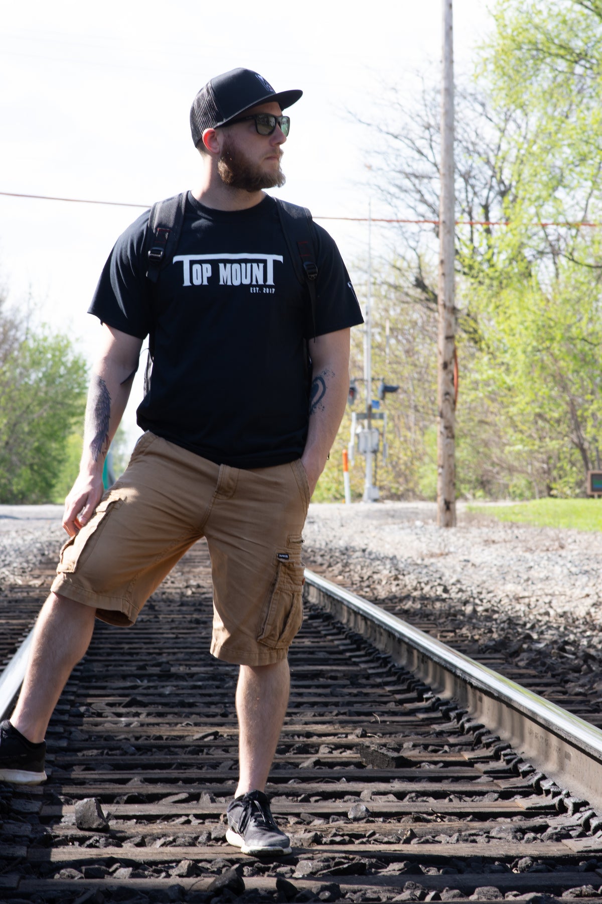 Top Mount est. Tee